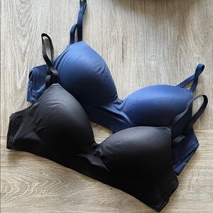 Soma size 36B Enbliss Wireless Bras Lot of 2